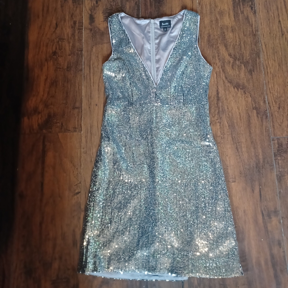 Bardot Silver Sequin V-Neck Mini Dress Party Dance Formal
